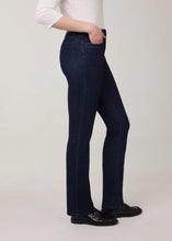 Load image into Gallery viewer, Olivia New Straight Leg Jeans - Pleasant (FDJ)
