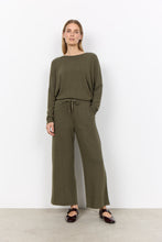 Load image into Gallery viewer, Softy Dolman Top - Grape Leaf (Soya Concept)
