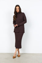 Load image into Gallery viewer, Kanita Ribbed Turtleneck - Chocolate Plum (Soya Concept)
