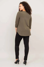 Load image into Gallery viewer, Jazz 3/4 Top - Khaki (Blue Sky)
