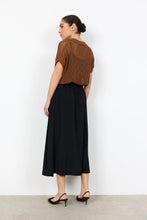 Load image into Gallery viewer, Midi Skirt With Pockets - Black (Soya Concept)
