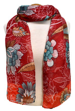 Load image into Gallery viewer, Baroque Flowers Scarf - Red
