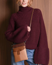 Load image into Gallery viewer, ESPE Cindy Crossbody - Latte
