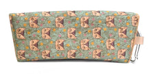 Load image into Gallery viewer, Cork Glasses Case - Cats
