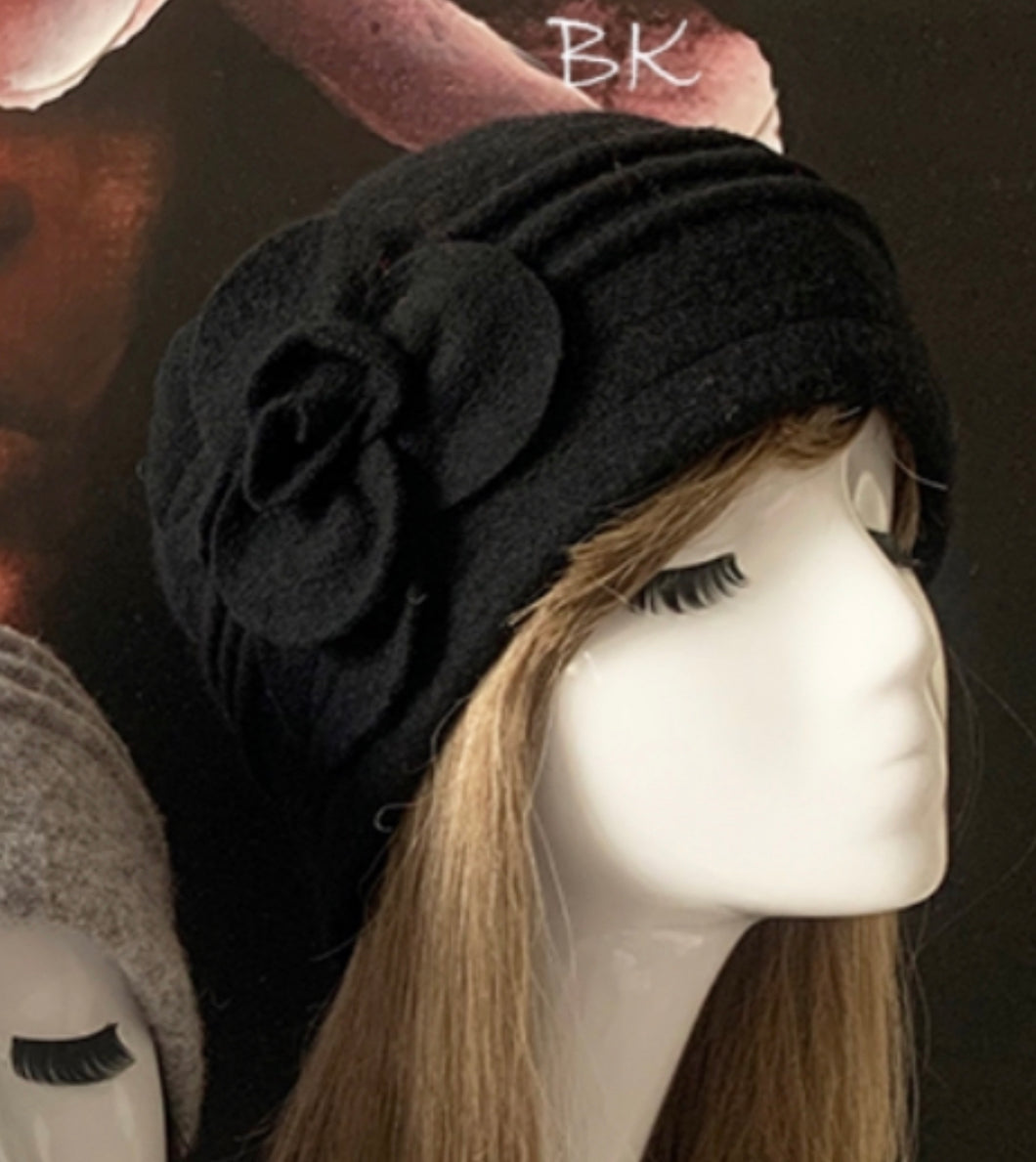 Ridge Flower Topper -Black
