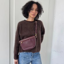 Load image into Gallery viewer, ESPE Ellis Fanny Pack - Plum
