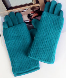 2 Piece Glove Set - Deep Turquoise (GT)