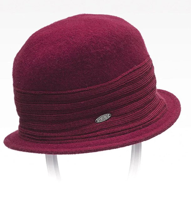 Clara Ribbed Cloche - Red (Canadian Hat)