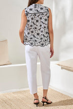 Load image into Gallery viewer, Sleeveless Stitch Floral Blouse - B&amp;W (Tribal)
