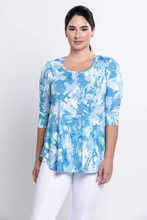 Load image into Gallery viewer, Jazz 3/4 Top - Denim Clouds (Blue Sky)
