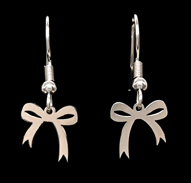 Cut Tip Bow Earring - Silver Tone