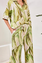 Load image into Gallery viewer, Leaves Pintuck Tie Pant - Mintleaf (Tribal)
