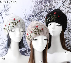 Floral Embroidered Toque