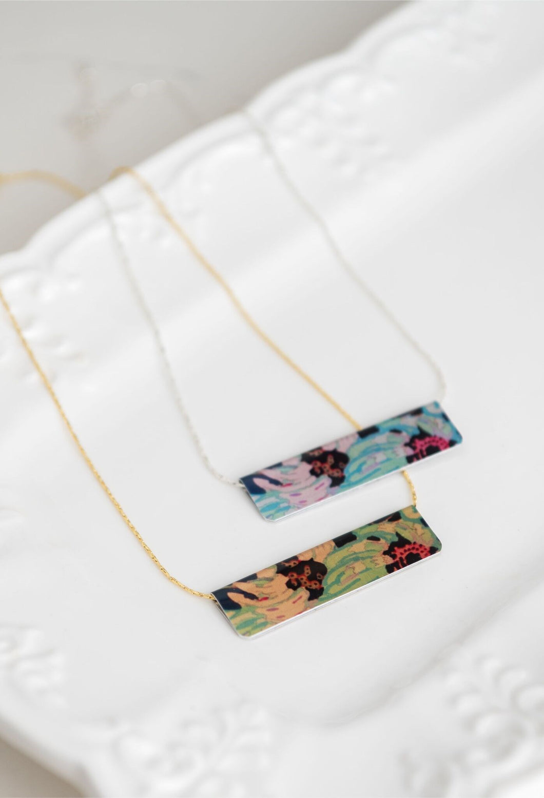 Euphoria Bar Necklace - Gold (Giftologie)