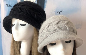 Smocked Peak Hat (Picabo)