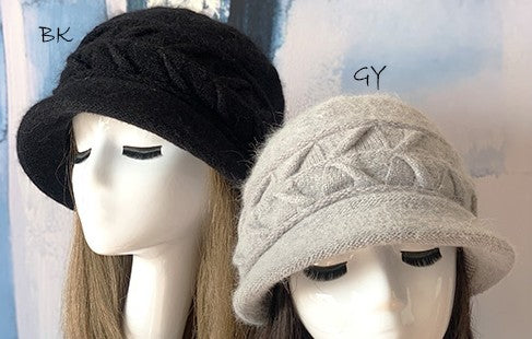 Smocked Peak Hat (Picabo)