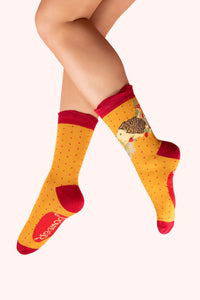 Nesting Hedgehog Ankle Socks - Mustard (Powder)