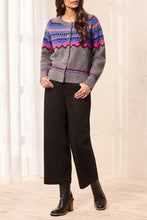 Load image into Gallery viewer, Audrey Hugging Crop Wide Leg - Black (Tribal)

