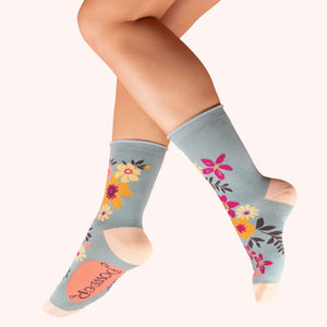 Powder Floral Spray Ankle Sock - Ice