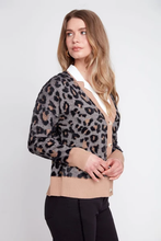 Load image into Gallery viewer, Leopard Print Cardigan (Renuar)
