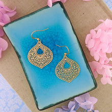 Load image into Gallery viewer, Cradle Earring - Silver or Gold
